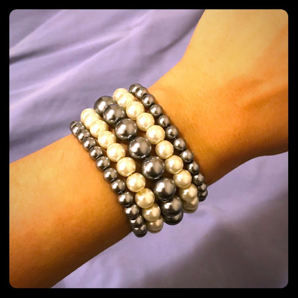 Faux Pearl Bracelets - Set of 5
